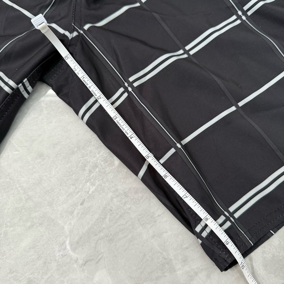 Men’s The North Face Plaid Board Shorts Velcro Tie Up With Pocket Size 30 Small - Picture 16 of 16